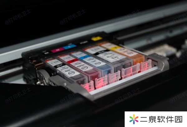 更换墨盒或检查碳粉盒