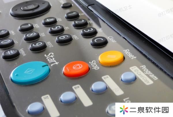 检查电源插座与线缆连接